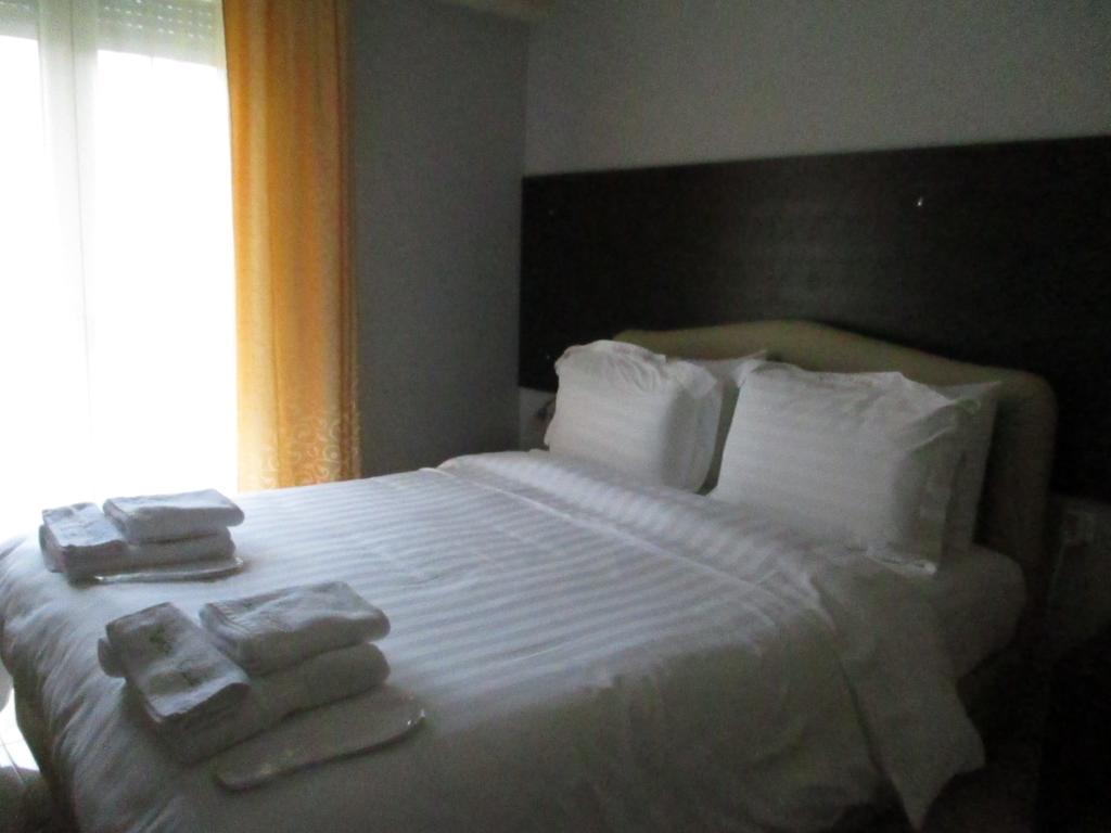 Kyknos De Luxe Suites & Rooms Kastoria Room photo