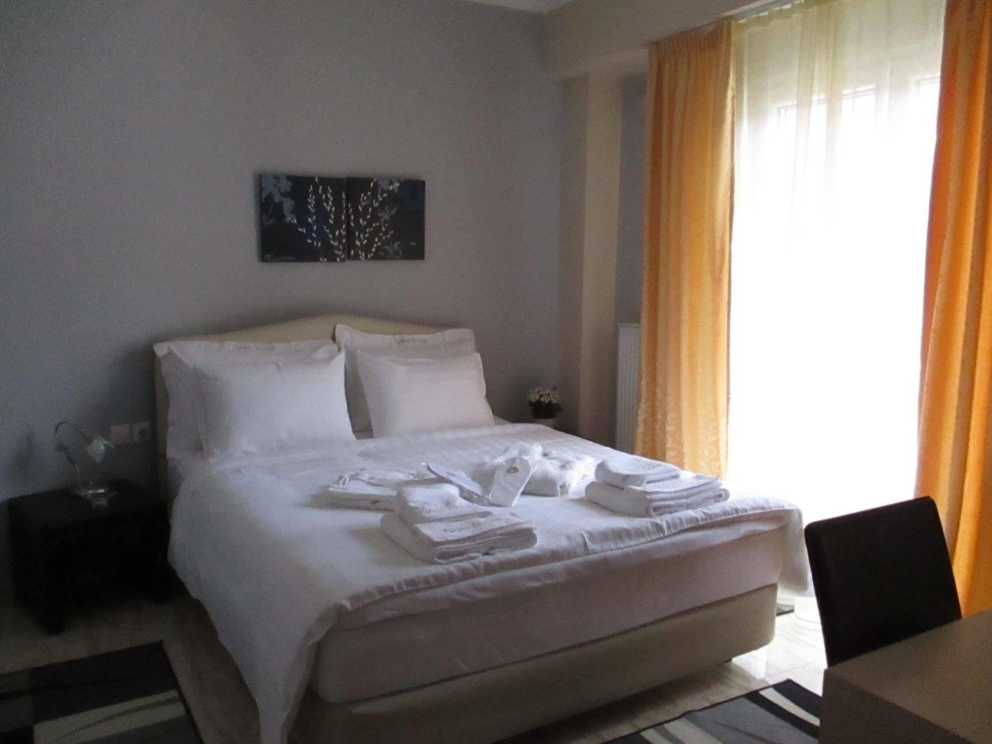 Kyknos De Luxe Suites & Rooms Kastoria Exterior photo