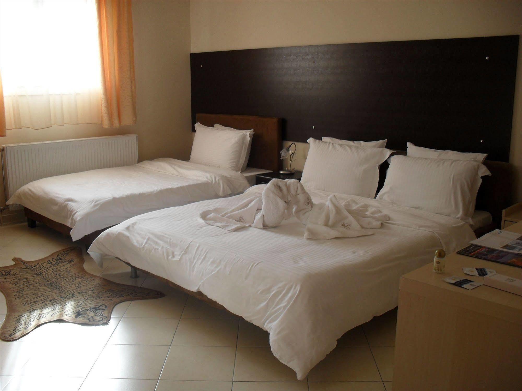 Kyknos De Luxe Suites & Rooms Kastoria Exterior photo